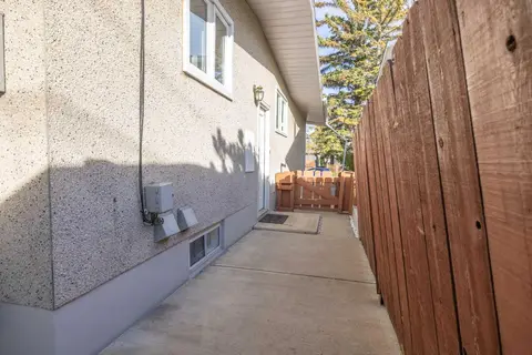53 Kentish Drive SW photo 31