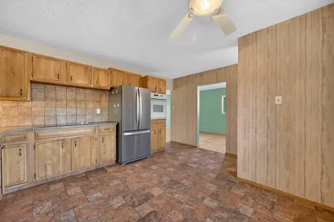 637 Willowburn Crescent SE photo 17