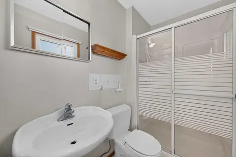 637 Willowburn Crescent SE photo 22