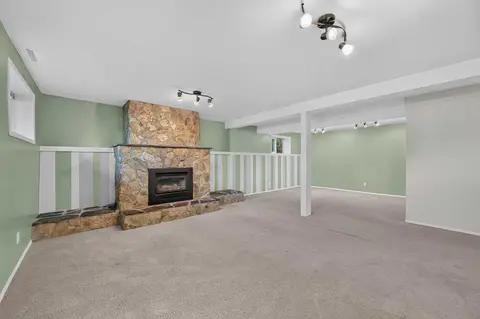 637 Willowburn Crescent SE photo 30