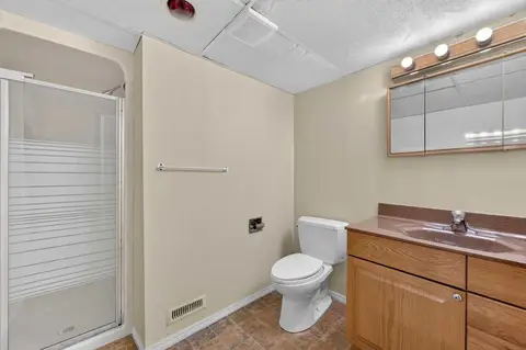 637 Willowburn Crescent SE photo 37