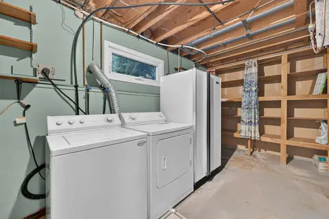 637 Willowburn Crescent SE photo 39