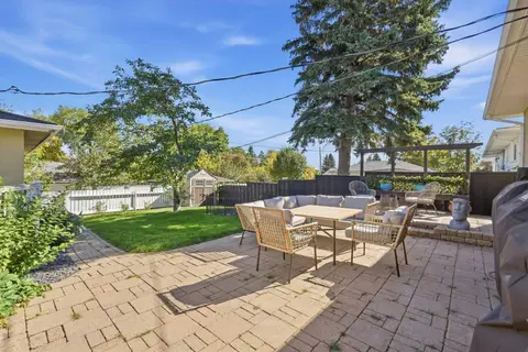 436 Arlington Drive SE photo 38