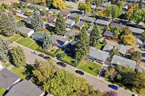 436 Arlington Drive SE photo 40