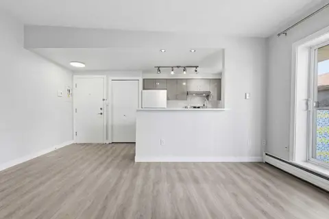 3, 609 67 Avenue SW photo 8