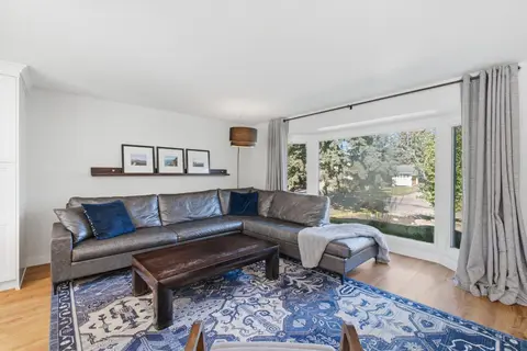 543 Willingdon Boulevard SE photo 10