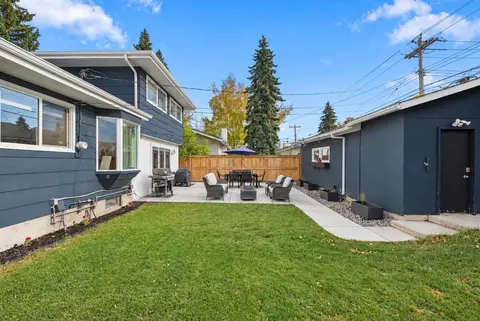 543 Willingdon Boulevard SE photo 38