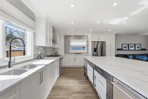 543 Willingdon Boulevard SE photo 7