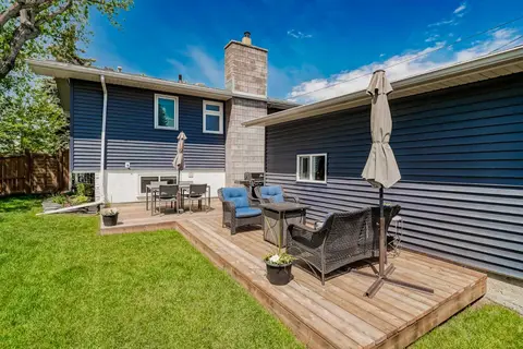 10704 Maplecrest Road SE photo 31