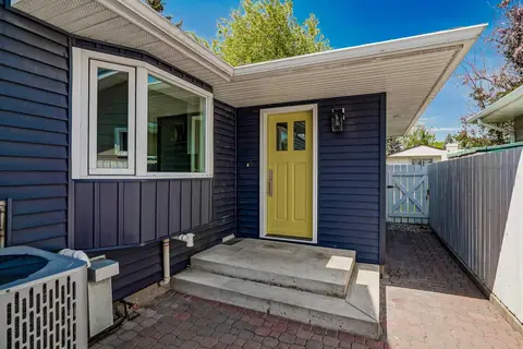 10704 Maplecrest Road SE photo 34