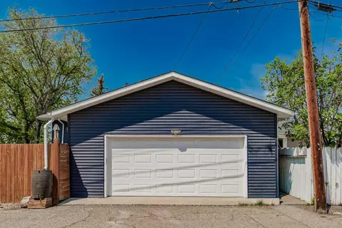 10704 Maplecrest Road SE photo 39