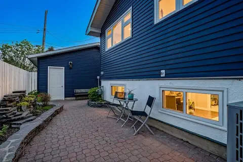 10704 Maplecrest Road SE photo 45