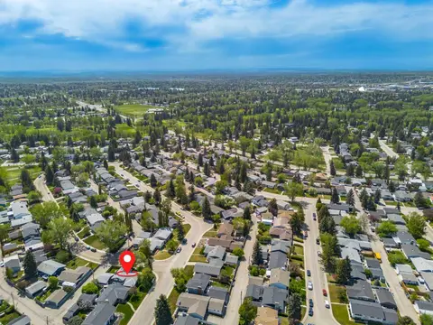 10704 Maplecrest Road SE photo 47