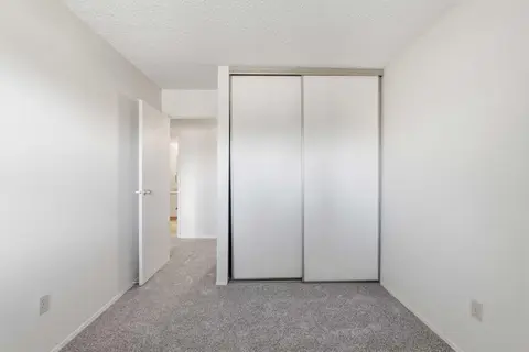 5211, 315 Southampton Drive SW photo 11