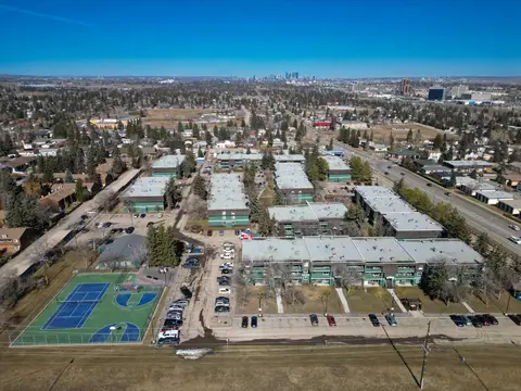 5211, 315 Southampton Drive SW photo 22