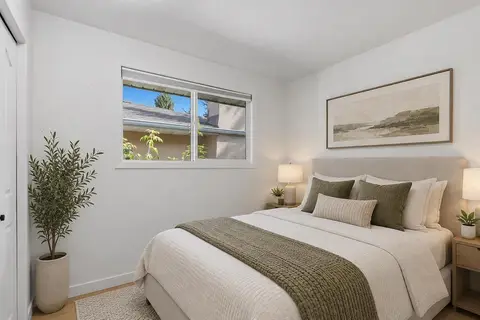 148 Cantrell Drive SW photo 14