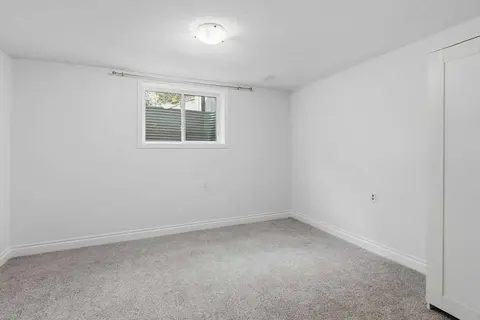 148 Cantrell Drive SW photo 19