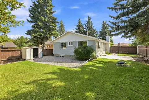 148 Cantrell Drive SW photo 23