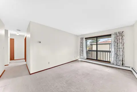 17, 366 94 Avenue SE photo 14