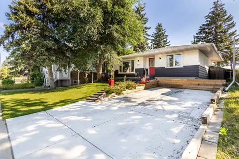 809 68 Avenue SW, Calgary