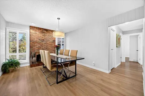 36 Lake Lucerne Close SE photo 12