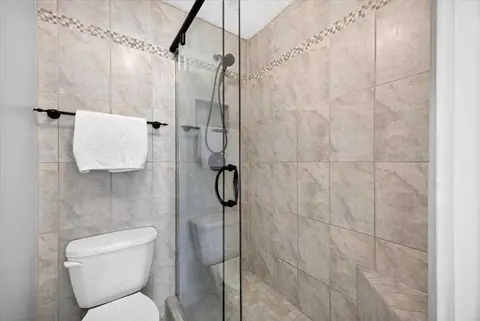 36 Lake Lucerne Close SE photo 17