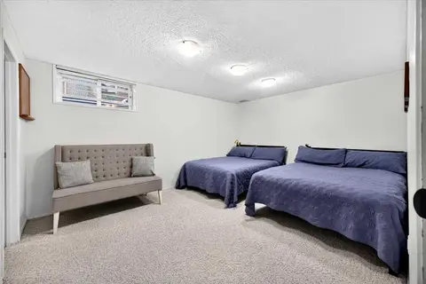 36 Lake Lucerne Close SE photo 24