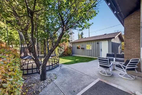 36 Lake Lucerne Close SE photo 30