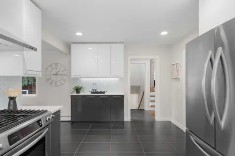 92 Chinook Drive SW photo 15