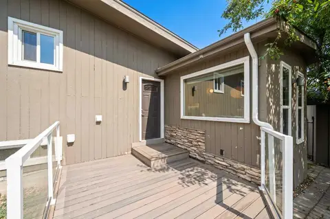 92 Chinook Drive SW photo 43