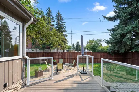 92 Chinook Drive SW photo 44