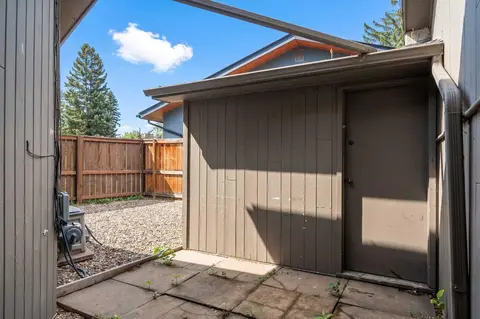 92 Chinook Drive SW photo 45