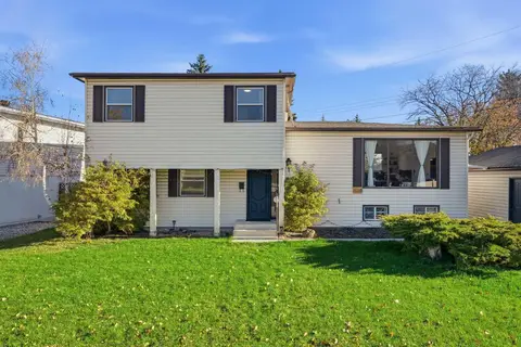 11116 Southdale Road SW, Calgary
