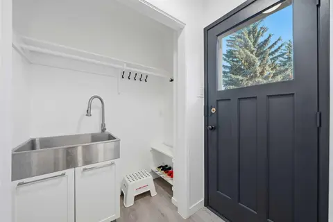 11116 Southdale Road SW photo 25