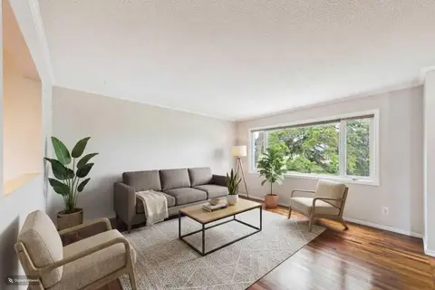 28 Franklin Drive SE photo 8