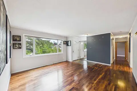 28 Franklin Drive SE photo 9