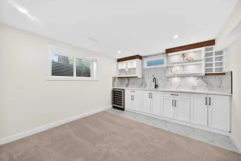 808 Avonlea Place SE photo 25
