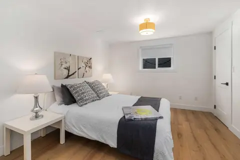 824 Canna Crescent SW photo 29