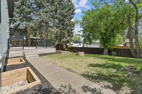 111 Canata Close SW photo 43