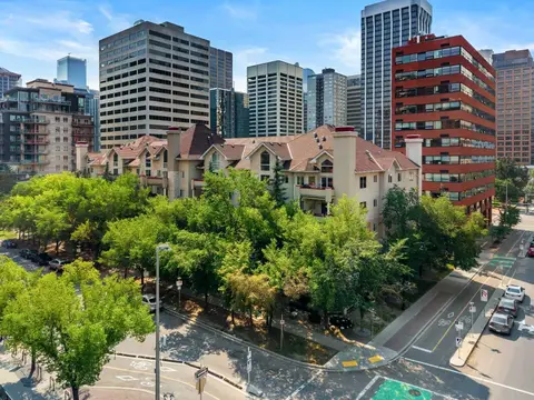 209, 777 3 Avenue SW, Calgary