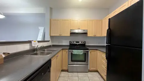2303, 333 Taravista Drive NE photo 9