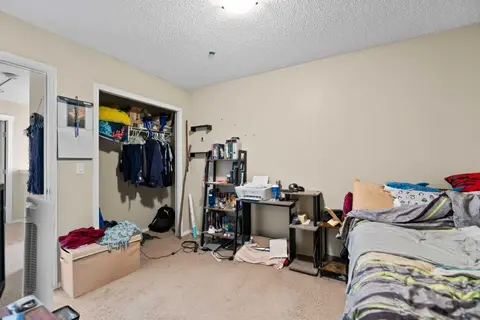 195 Cranberry Close SE photo 20