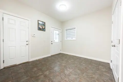422 Taralake Way NE photo 20